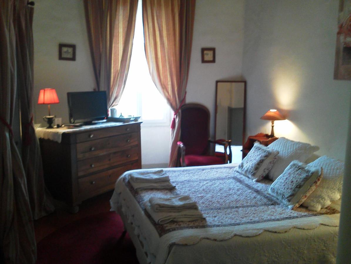 L'Orangerie Chambres D'Hotes De Charme Valros Esterno foto